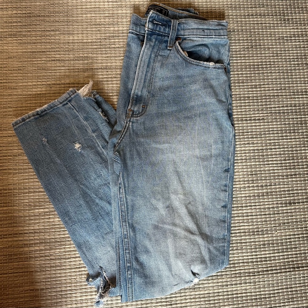 Abercrombie Super High Rise Mom Jeans